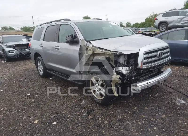 2011 Toyota SEQUOIA фото