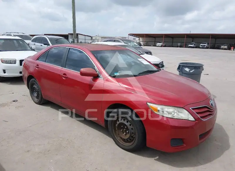 2011 Toyota CAMRY фото