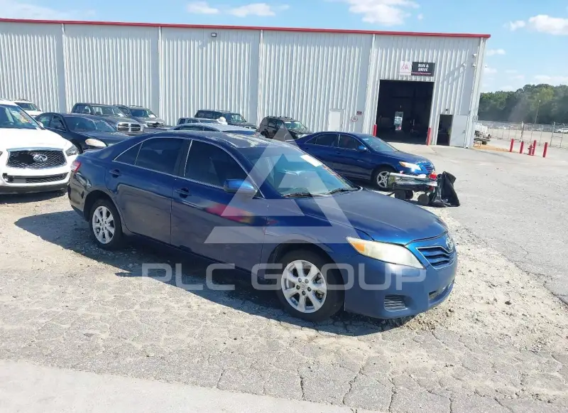 2011 Toyota CAMRY photo