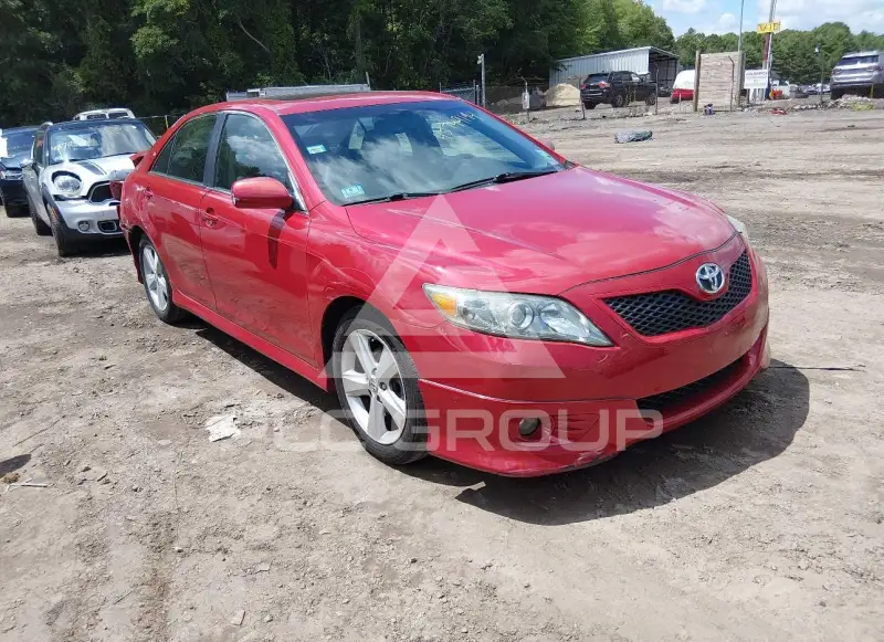 2011 Toyota CAMRY photo