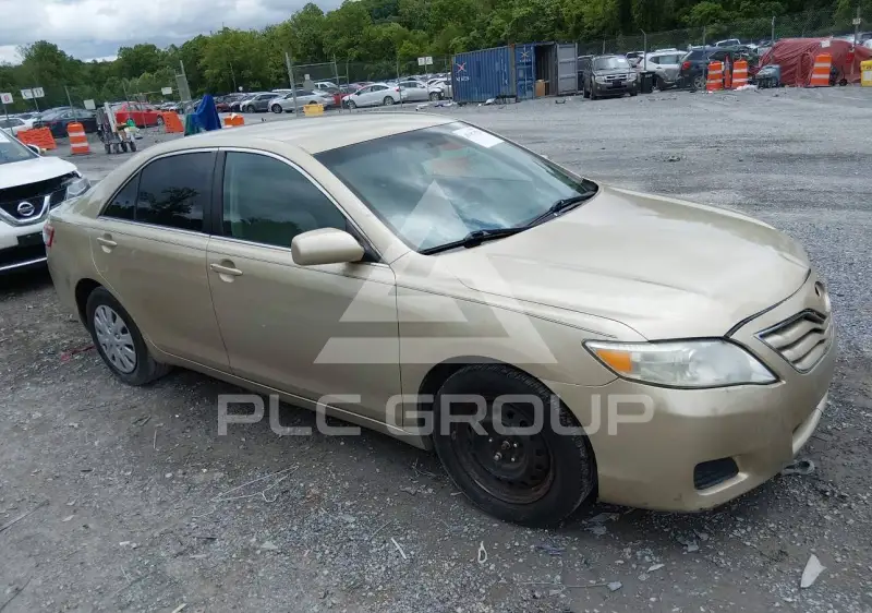 2011 Toyota CAMRY фото