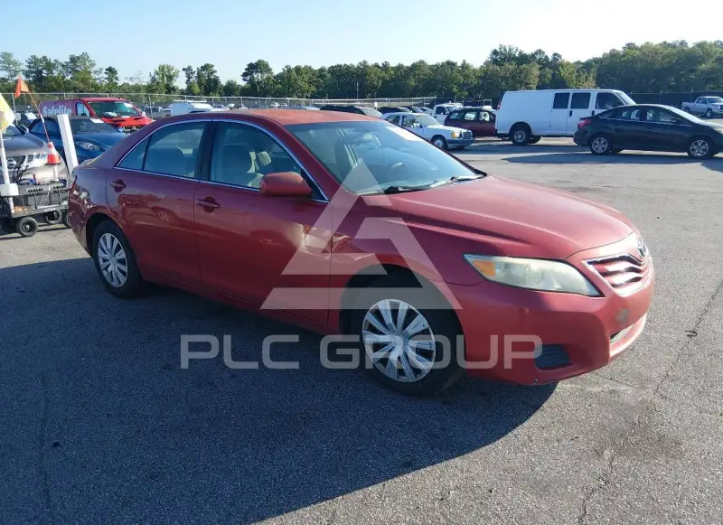 2011 Toyota CAMRY фото