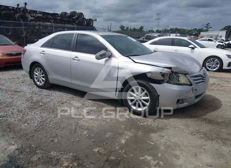 2011 Toyota CAMRY photo