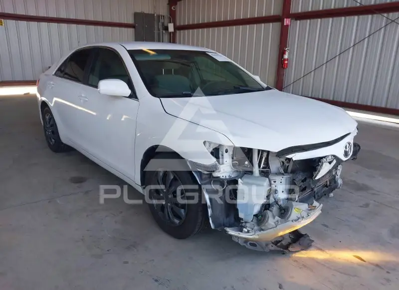 2011 Toyota CAMRY photo