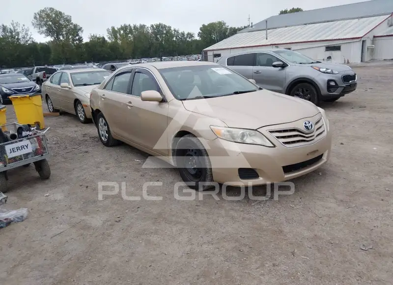 2011 Toyota CAMRY photo