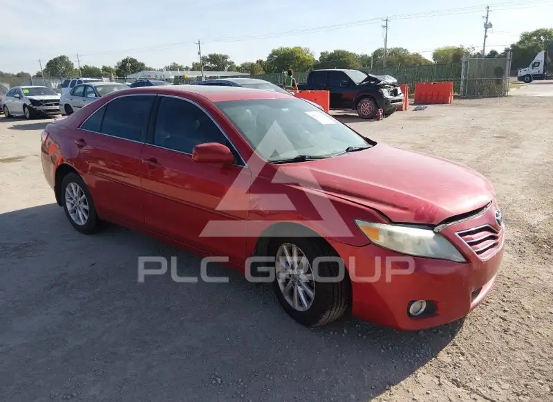 2011 Toyota CAMRY photo