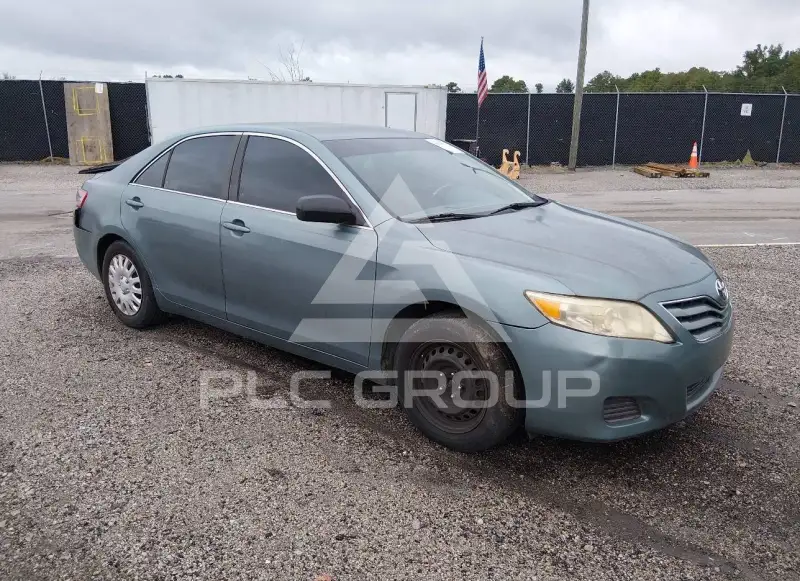 2011 Toyota CAMRY photo