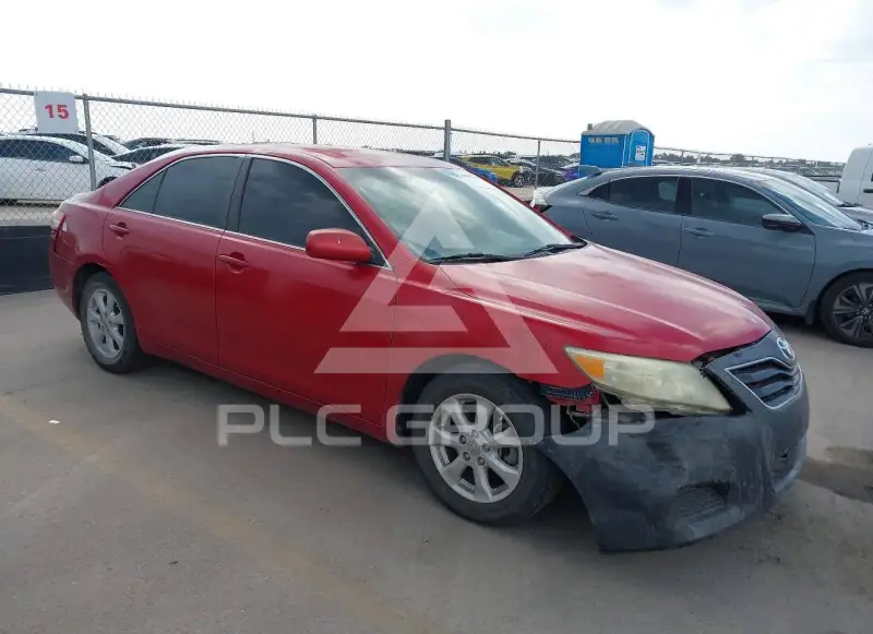 2011 Toyota CAMRY фото