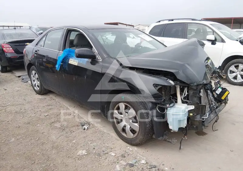 2011 Toyota CAMRY фото