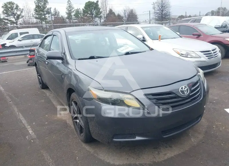 2011 Toyota CAMRY фото
