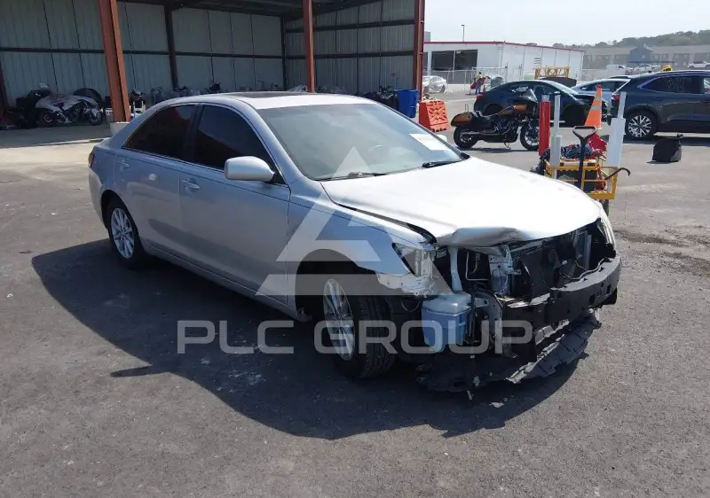 2011 Toyota CAMRY фото