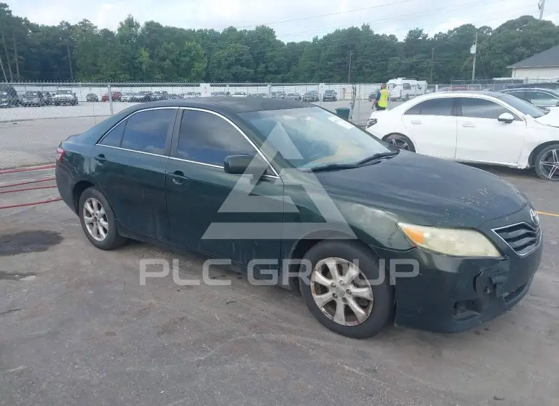 2011 Toyota CAMRY фото