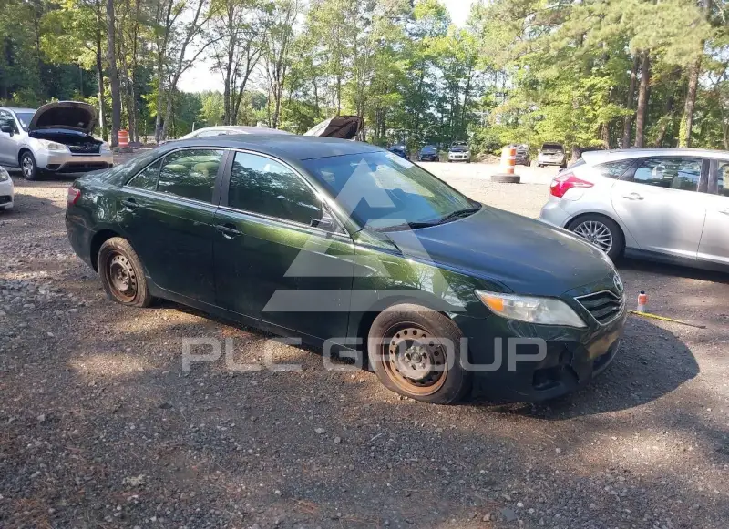 2011 Toyota CAMRY photo