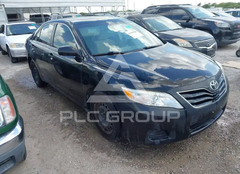 2011 Toyota CAMRY фото