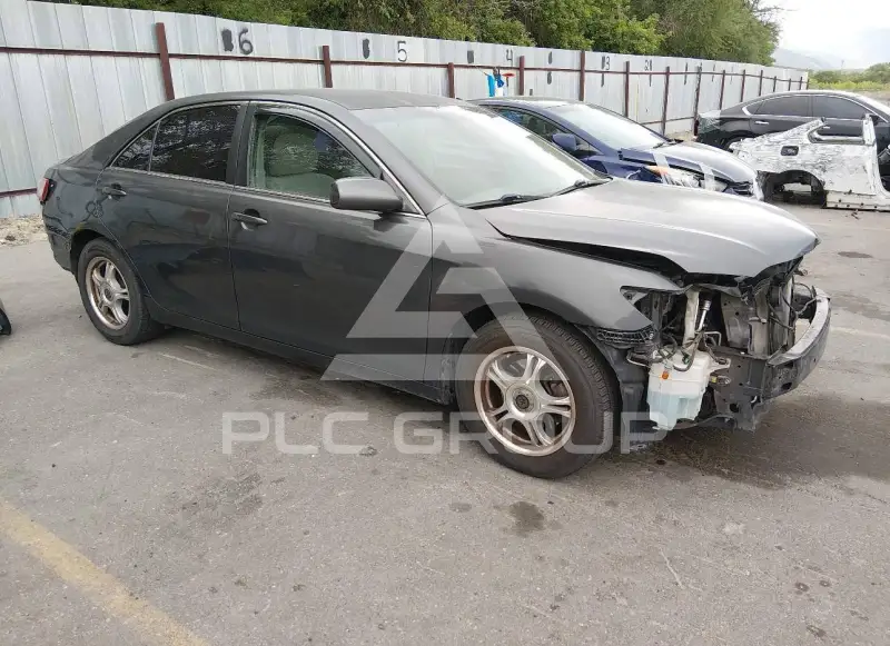 2011 Toyota CAMRY фото