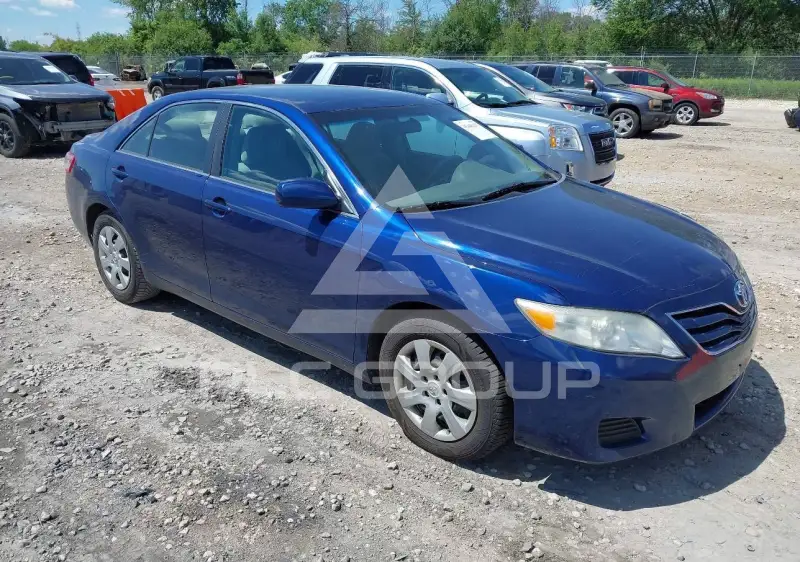 2011 Toyota CAMRY photo