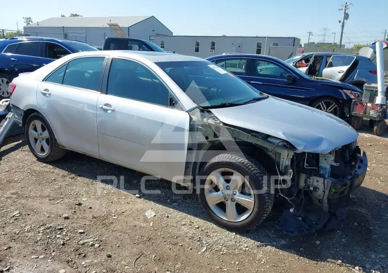 2011 Toyota CAMRY photo