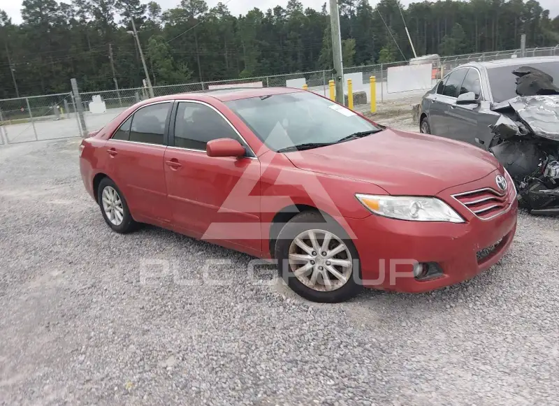 2011 Toyota CAMRY photo