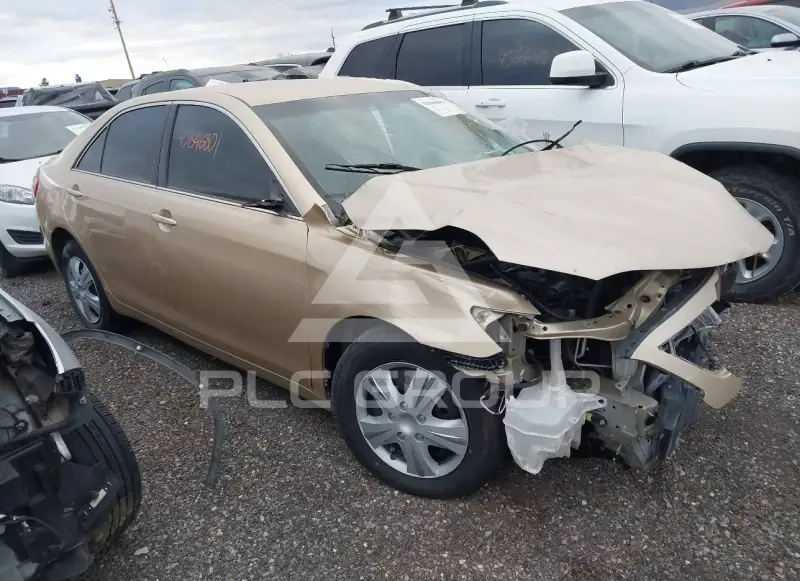 2011 Toyota CAMRY фото
