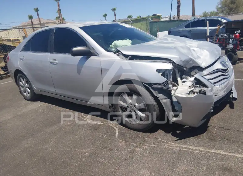 2011 Toyota CAMRY photo