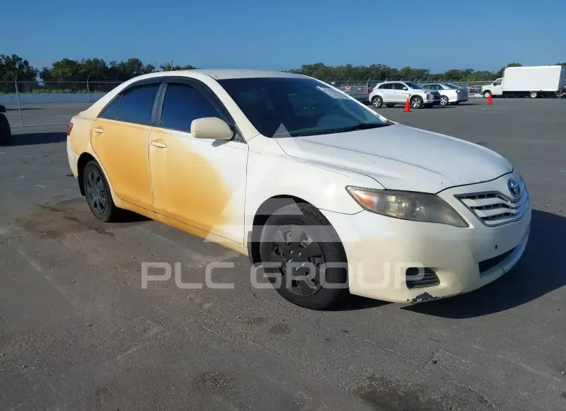2011 Toyota CAMRY photo