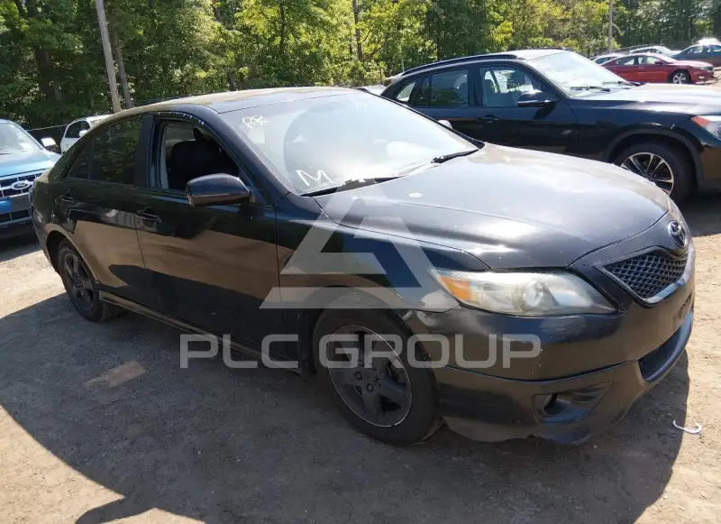 2011 Toyota CAMRY фото
