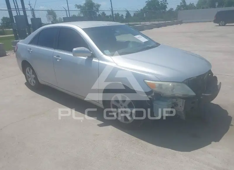 2011 Toyota CAMRY фото