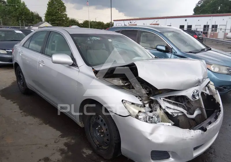 2011 Toyota CAMRY photo
