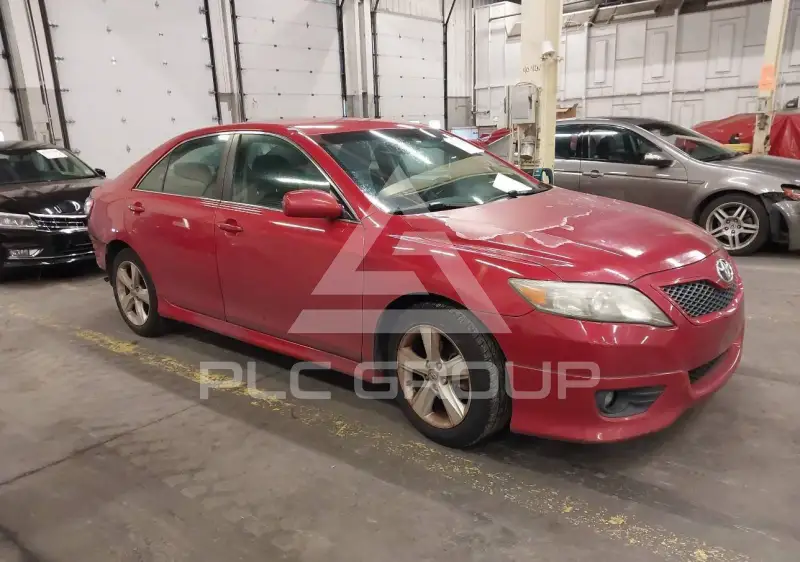 2011 Toyota CAMRY photo