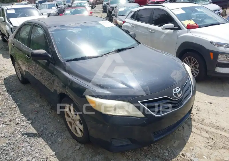 2011 Toyota CAMRY photo