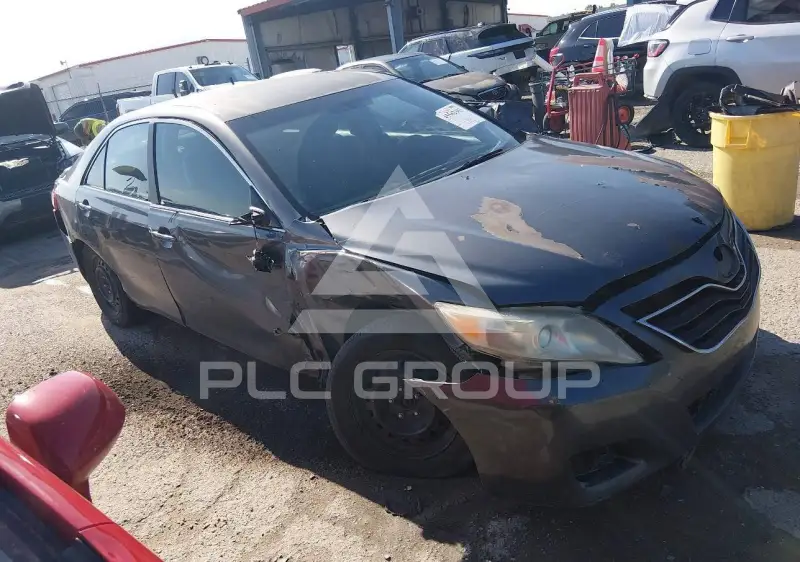 2011 Toyota CAMRY photo