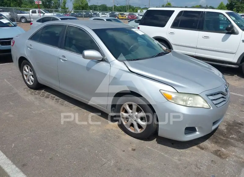 2011 Toyota CAMRY photo