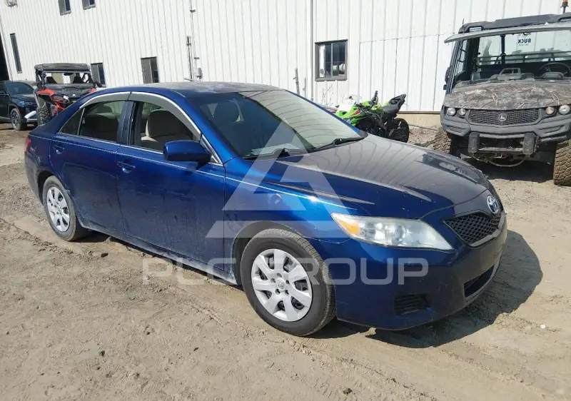 2011 Toyota CAMRY photo