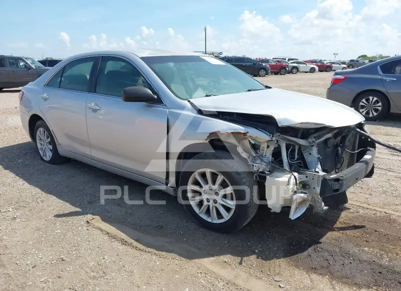 2011 Toyota CAMRY photo