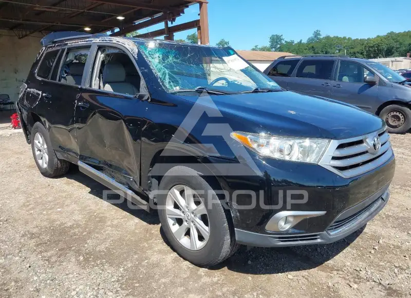 2011 Toyota Highlander фото