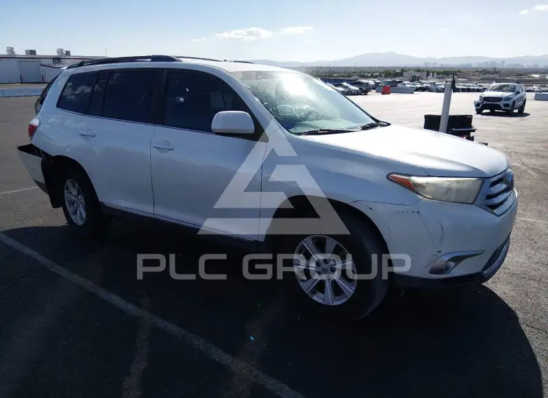 2011 Toyota Highlander фото