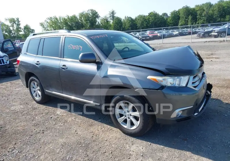 2011 Toyota Highlander фото