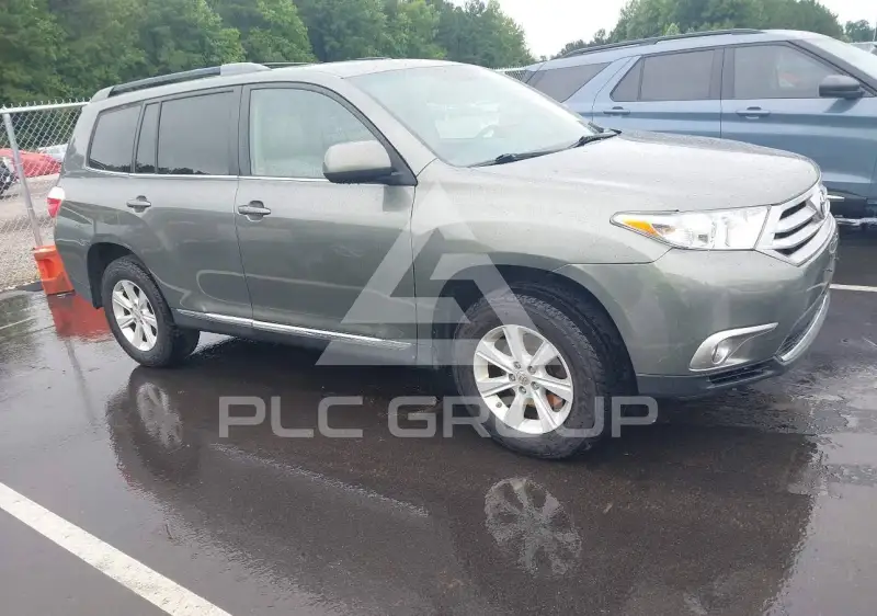 2011 Toyota Highlander фото