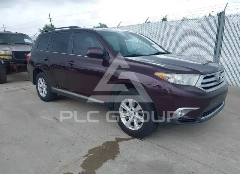 2011 Toyota Highlander фото