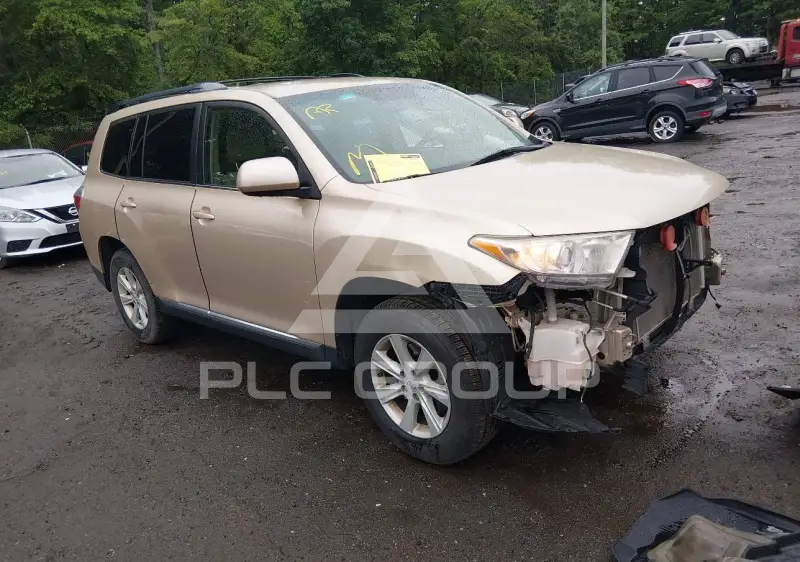 2011 Toyota Highlander фото