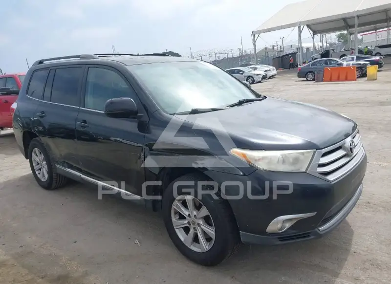 2011 Toyota Highlander фото