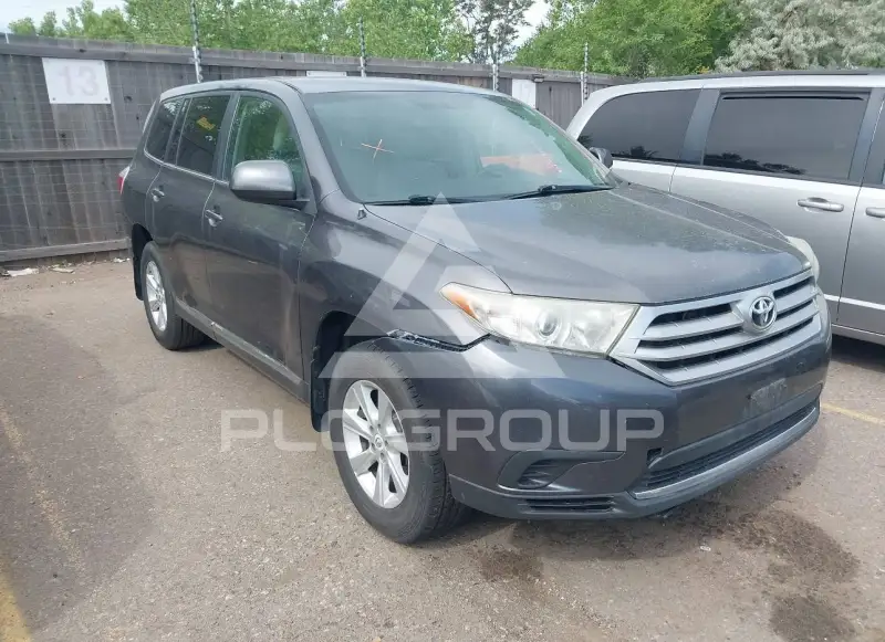 2011 Toyota Highlander фото