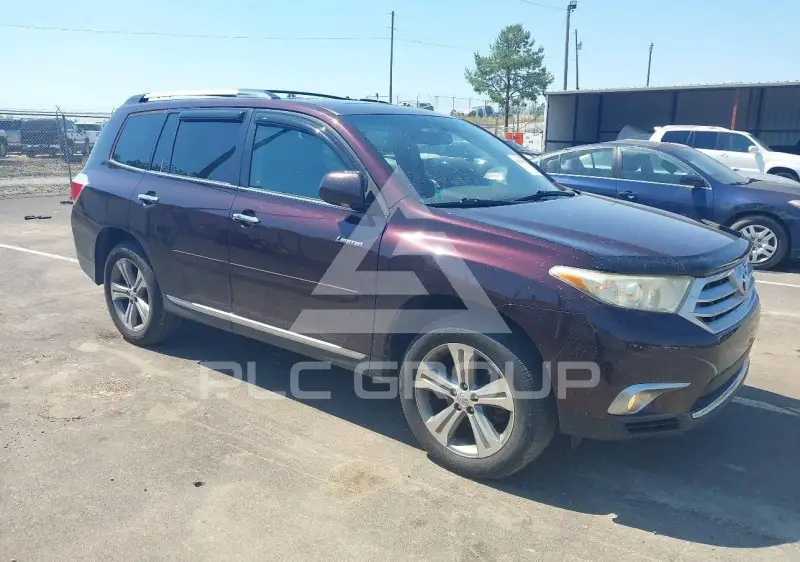 2011 Toyota Highlander photo