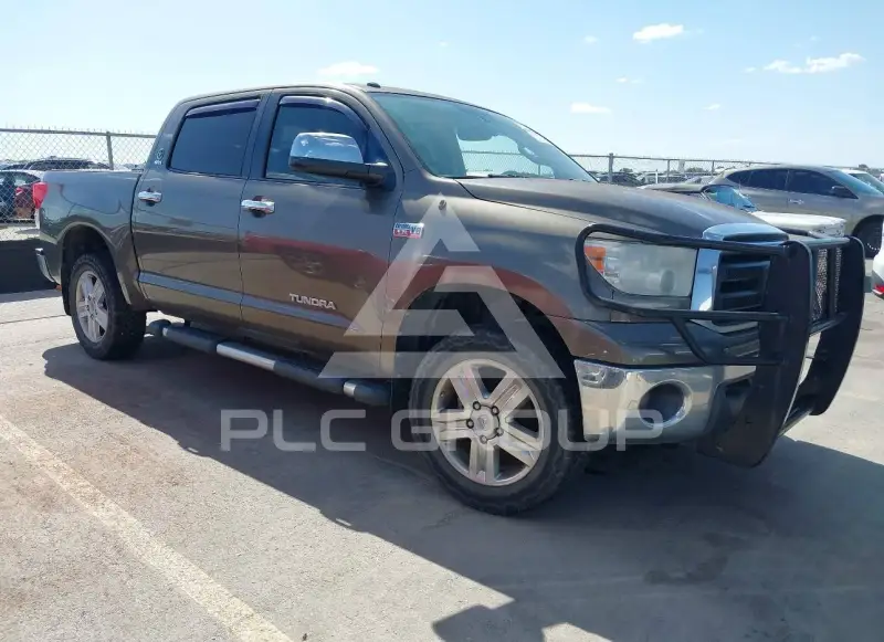 2011 Toyota TUNDRA photo