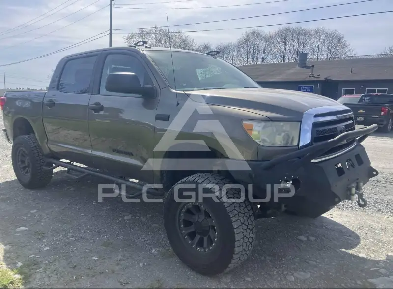 2011 Toyota TUNDRA photo