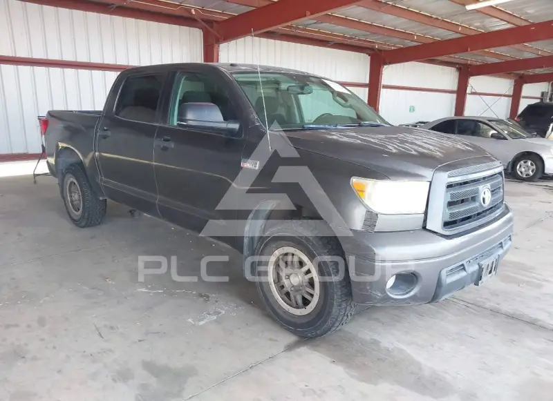 2011 Toyota TUNDRA photo