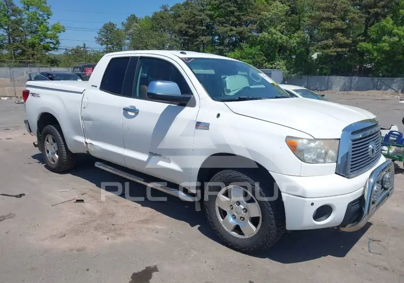 2011 Toyota TUNDRA фото