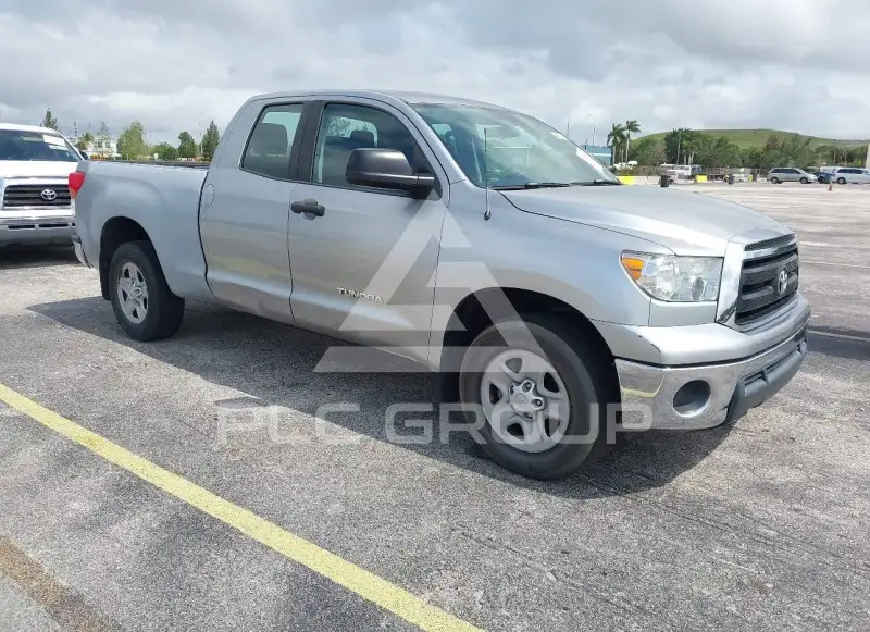 2011 Toyota TUNDRA photo