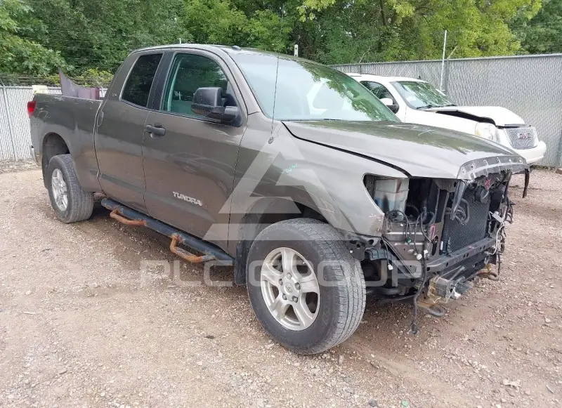 2011 Toyota TUNDRA photo