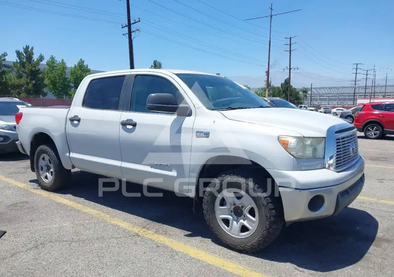 2011 Toyota TUNDRA photo